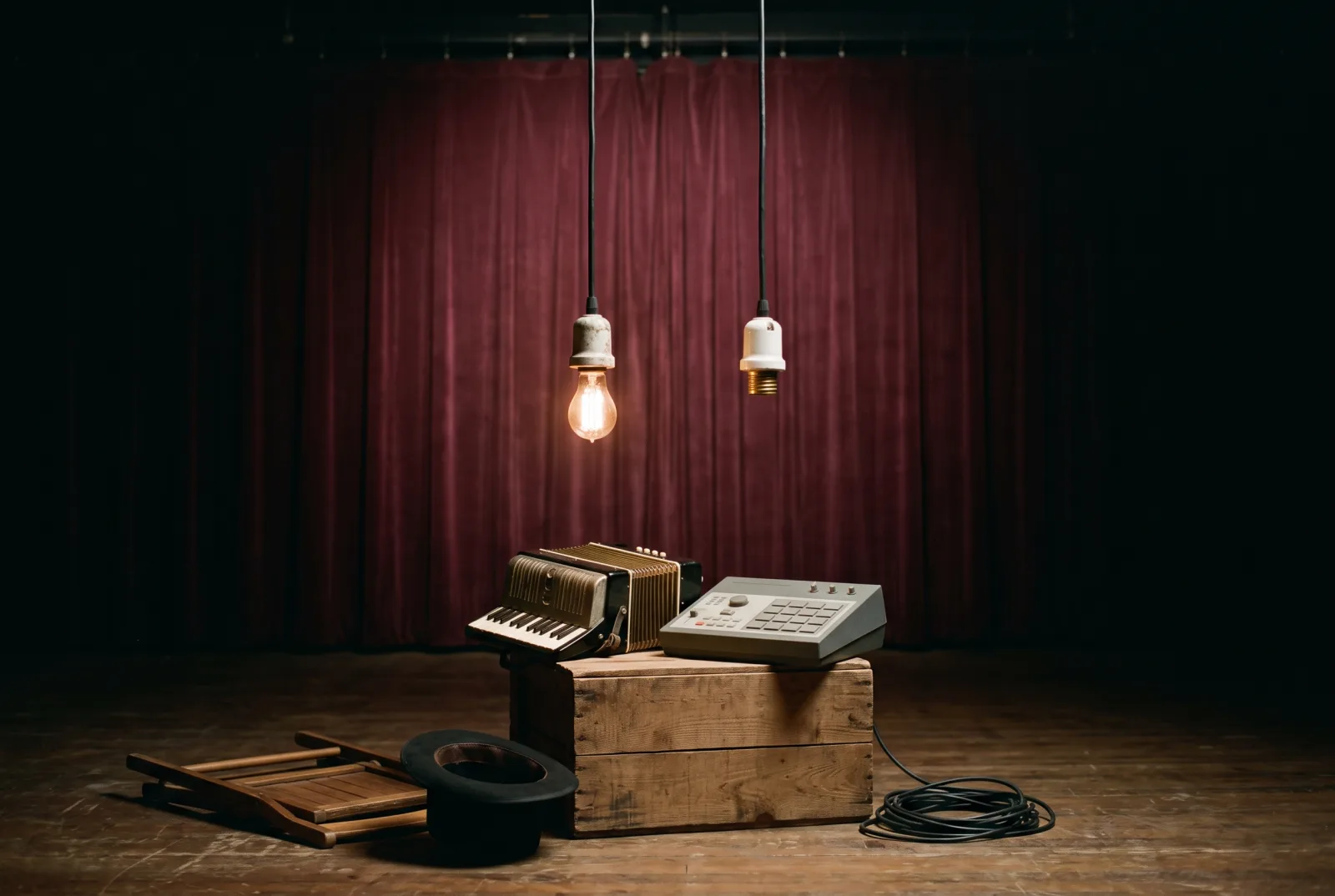 Panic! at the Disco: The exclamation mark came back when the one who hated it left