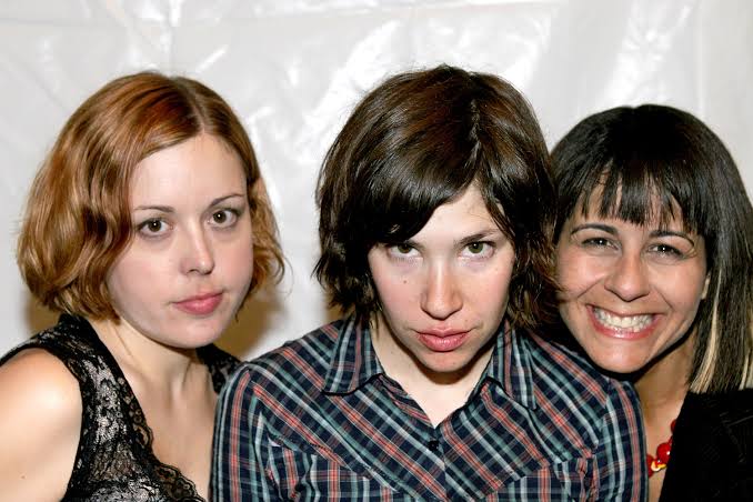 Sleater-Kinney reissue their entire catalogue and hide a new song inside