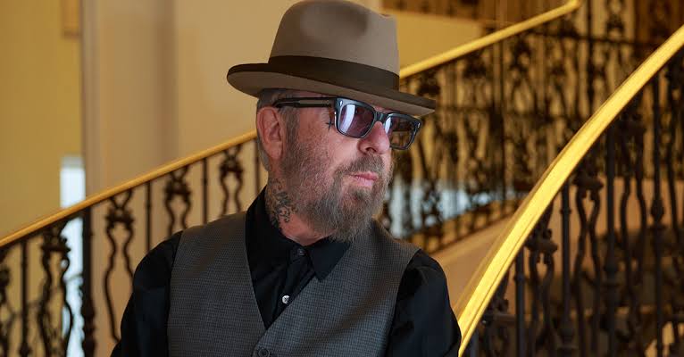 Dave Stewart is born: the half who built the Eurythmics machines
