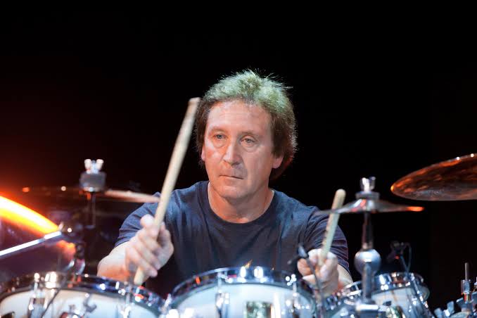 Kenney Jones is born, the drummer who had to replace Keith Moon