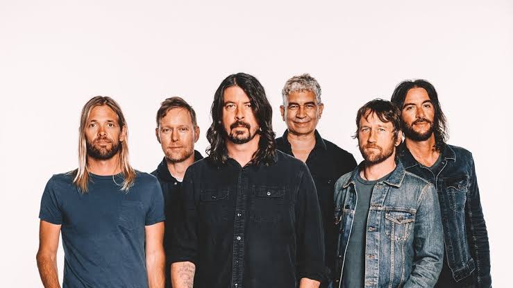 Foo Fighters hire Adele's producer and put McCartney behind the drums