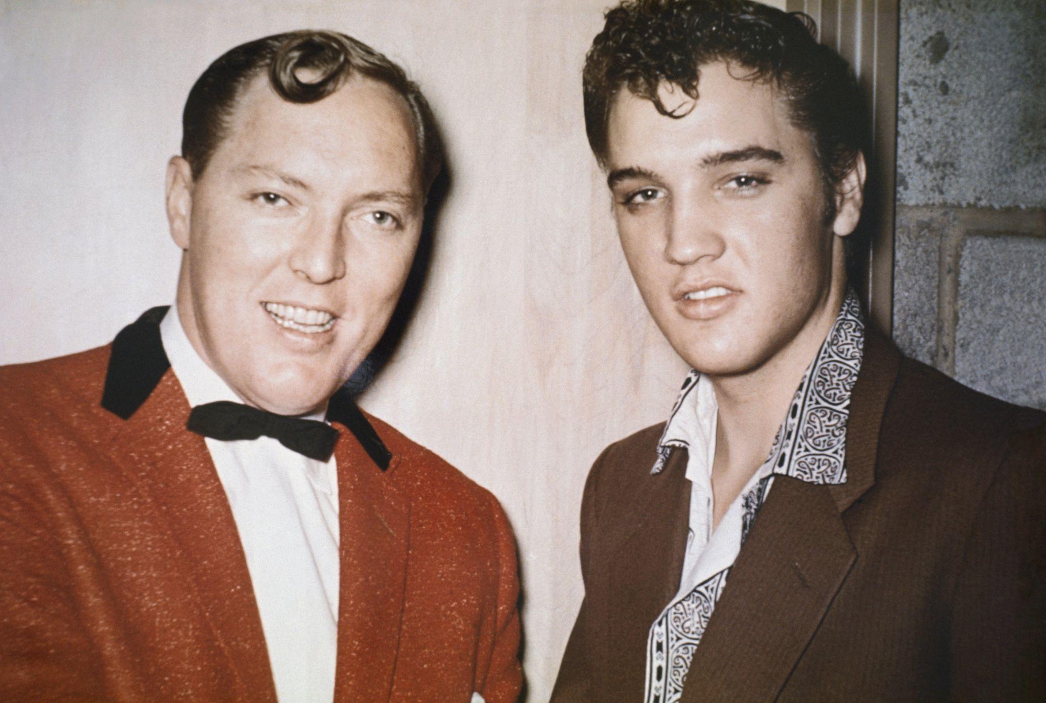 Elvis shares a bill with Bill Haley at a Cleveland high school and ends up on film