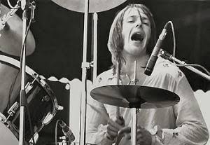 Simon Kirke is born, the steady pulse of Free and Bad Company