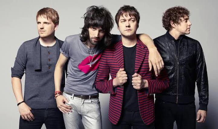 Empire tops the British chart and Kasabian try on the stadium suit