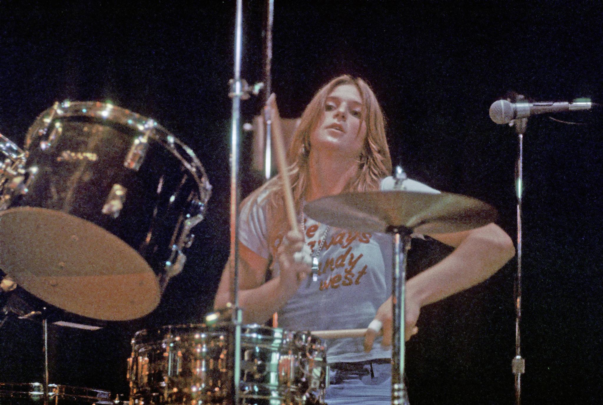 Sandy West dies, who started The Runaways at fifteen
