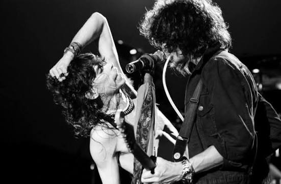 Aerosmith bail out their own fans after a pot bust at the show