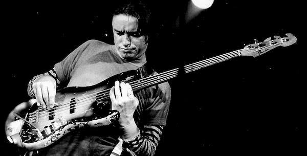 Jaco Pastorius dies ten days after a fight outside a club