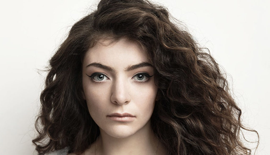 Lorde releases at sixteen an album that laughs at what the radio sells