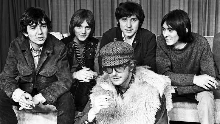 The Small Faces' only number one lasts a week and a dead man takes it away