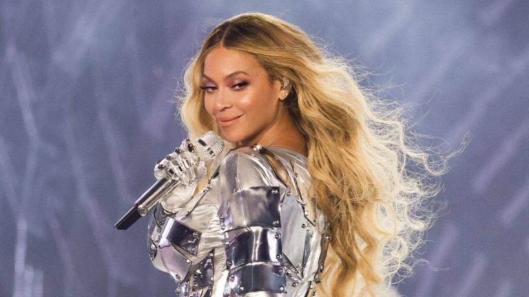 Beyoncé is born: the woman who turned an album into an event without warning