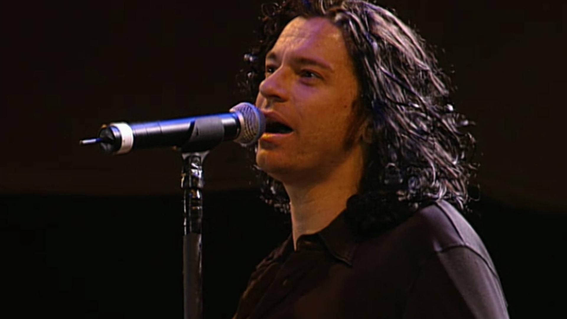 INXS play Pennsylvania not knowing it is Michael Hutchence's last night