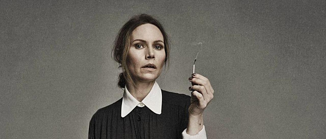 Nina Persson is born: the sweet voice that sang horrible things