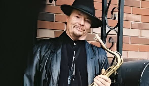 Jerry Martini is born: the sax in rock's first integrated band