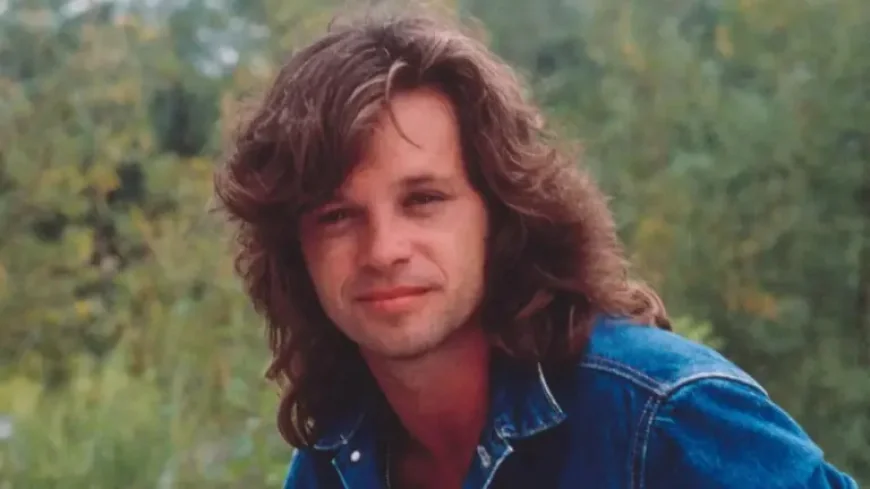 John Mellencamp's first album arrives under a stage name he never chose