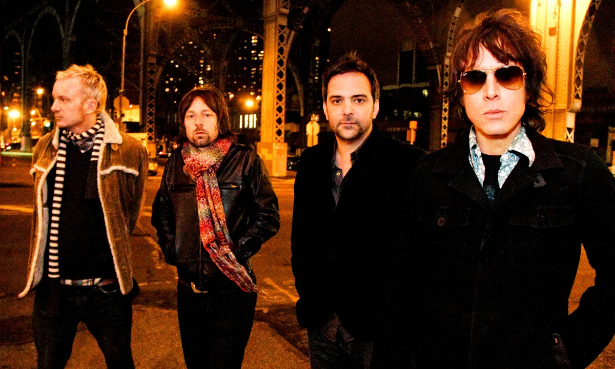 Fountains of Wayne debut with three-minute songs about other people's lives