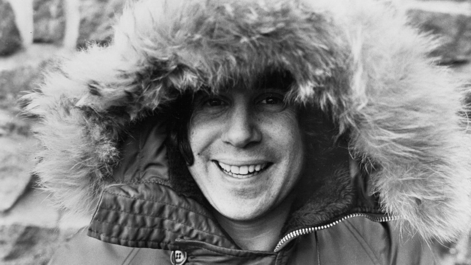 Paul Simon swaps South Africa for Brazil and starts the record with the drums