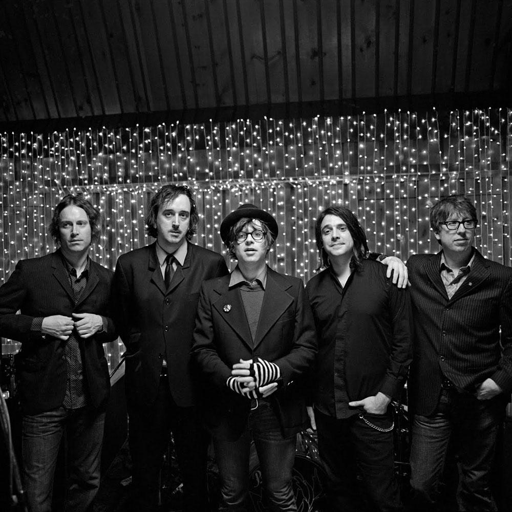 Ryan Adams closes his most prolific year with the EP “Follow the Lights”
