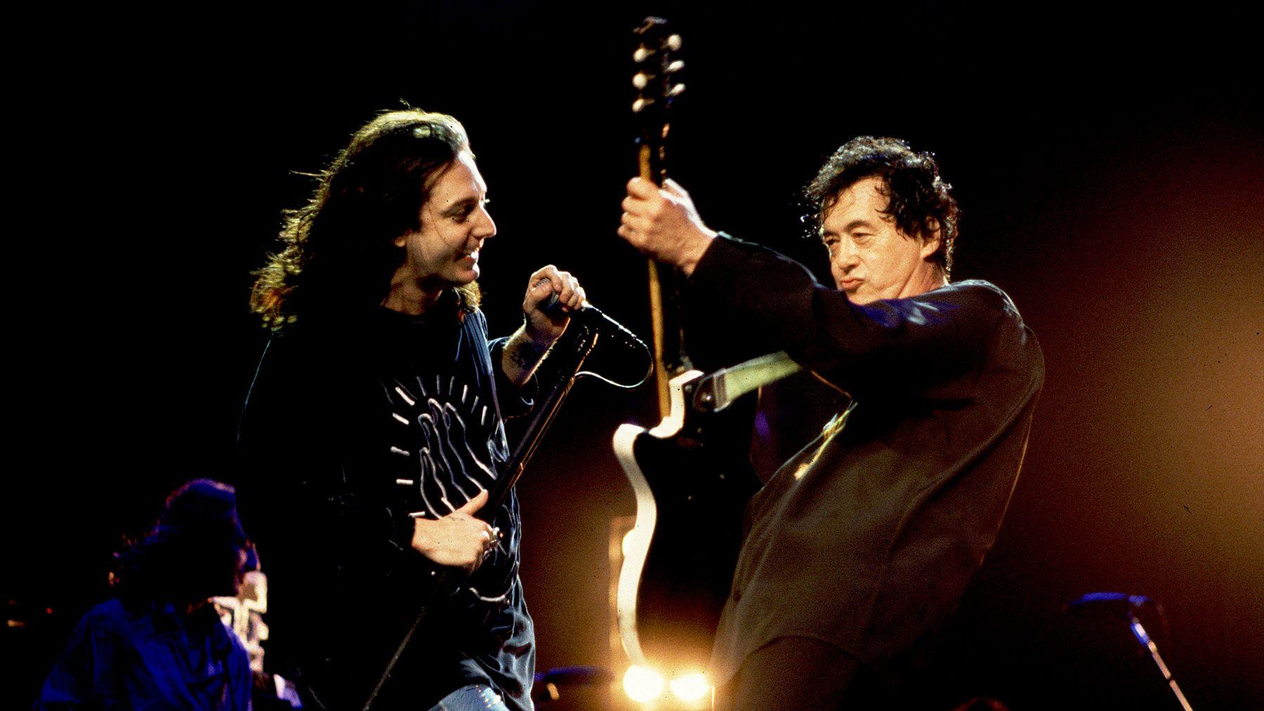 Jimmy Page plays the Led Zeppelin catalogue with the Black Crowes in Los Angeles