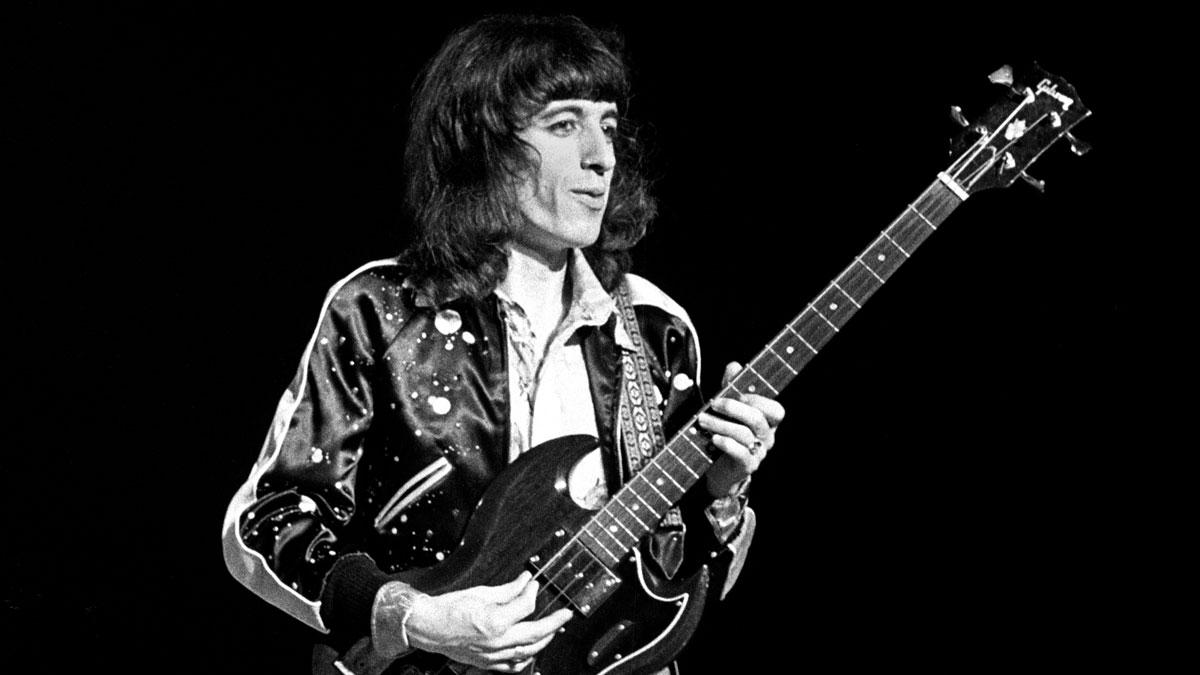 Bill Wyman is born, the imperturbable Stone on bass