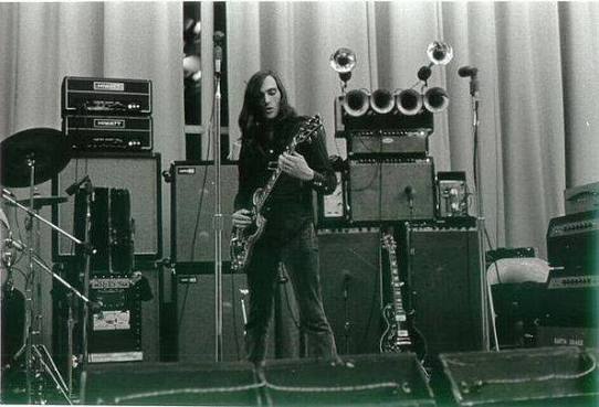 John Cipollina is born, the serpentine guitar of psychedelic San Francisco