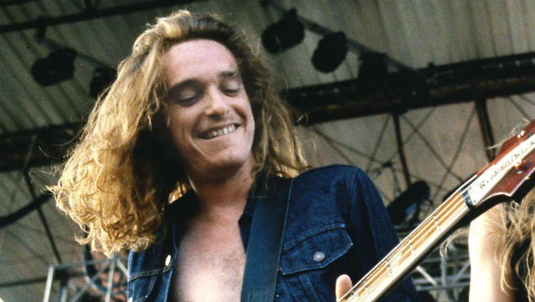 A bus rolls over on a Swedish road and Metallica lose Cliff Burton