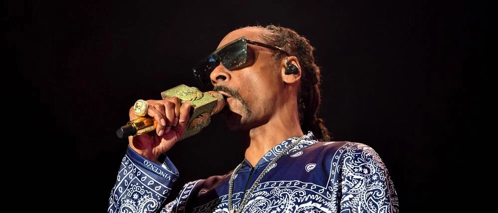 Snoop Dogg is born, whose first album entered straight at number one