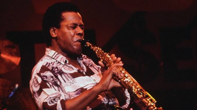 Wayne Shorter is born: the saxophonist who wrote modern jazz’s riddles