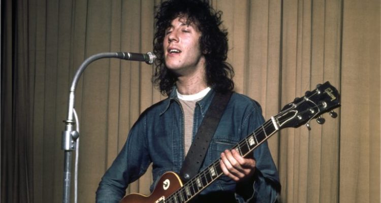 Peter Green dies: the guitarist who founded Fleetwood Mac and walked away from the business